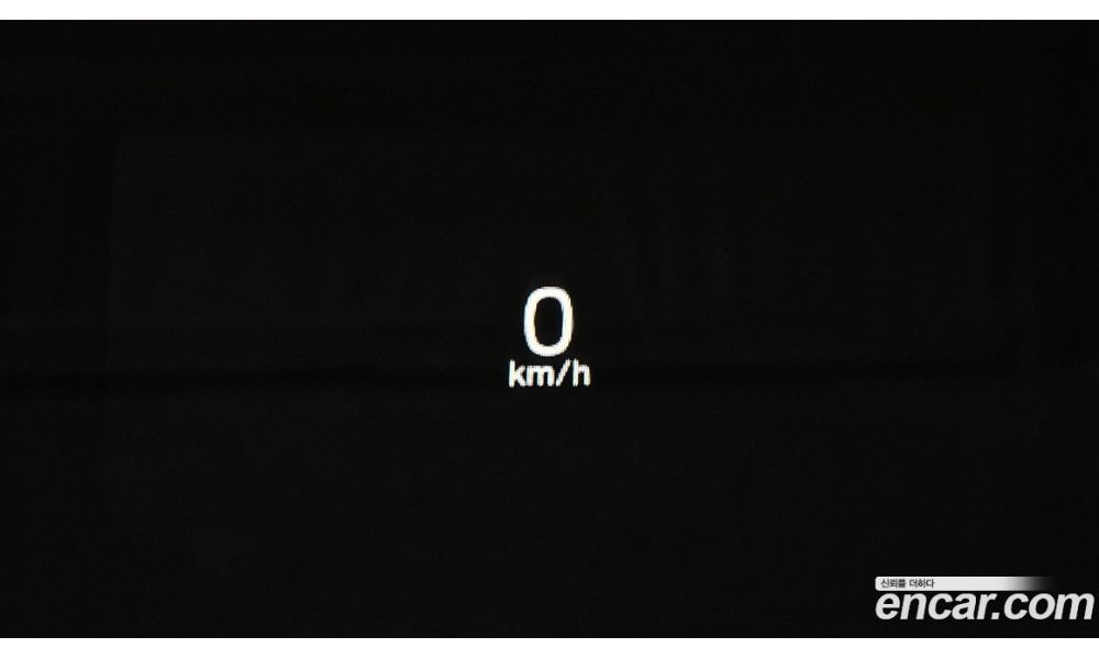 753136