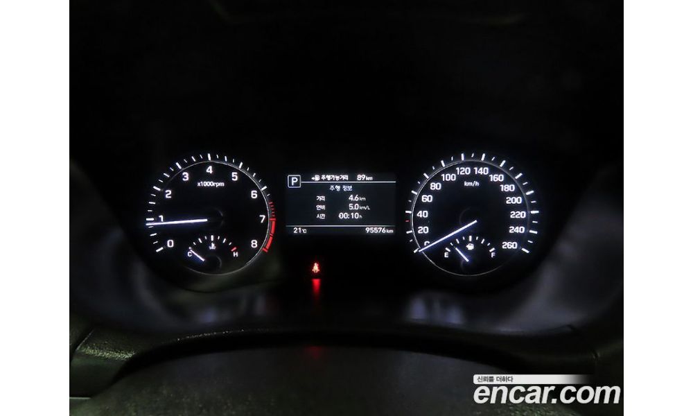232225
