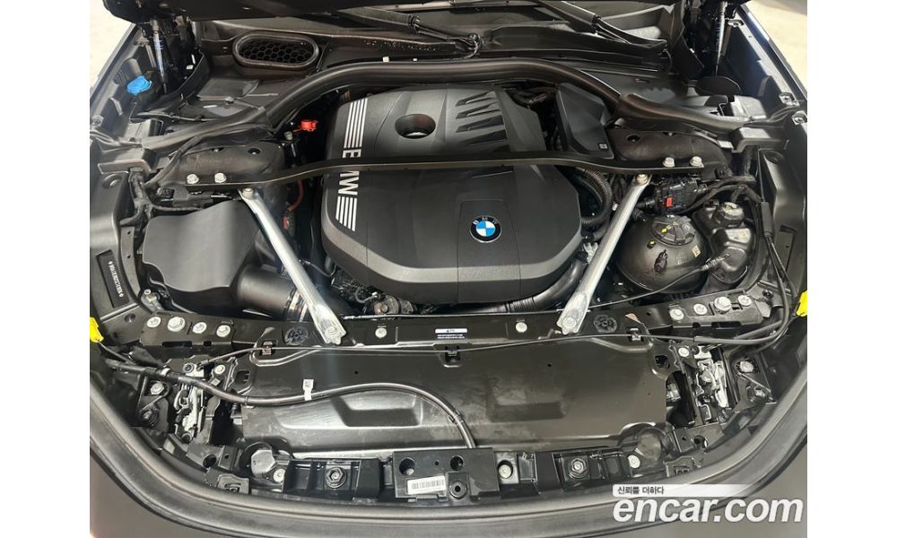 944652