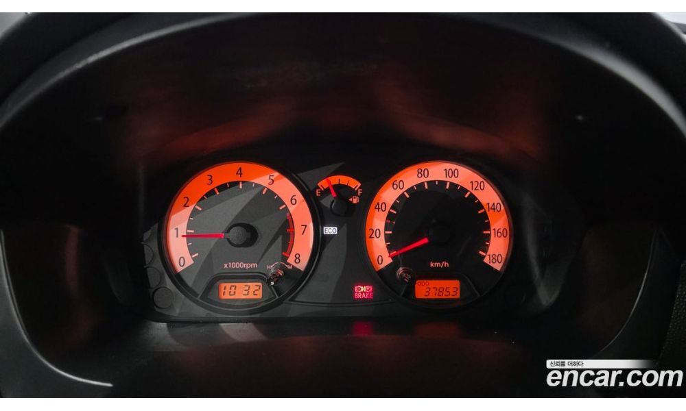 367492