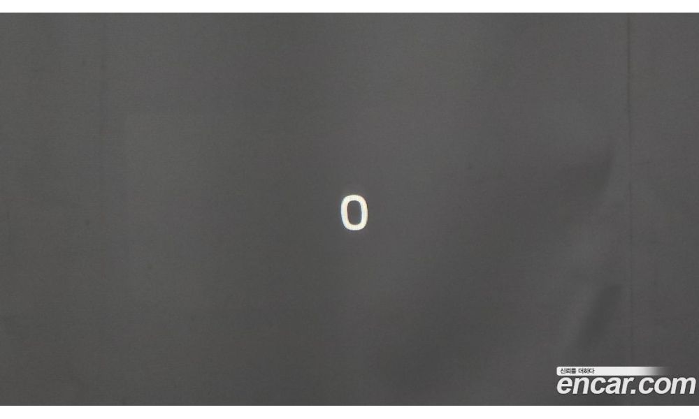 893779