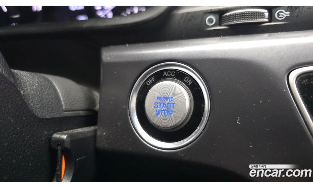 696980