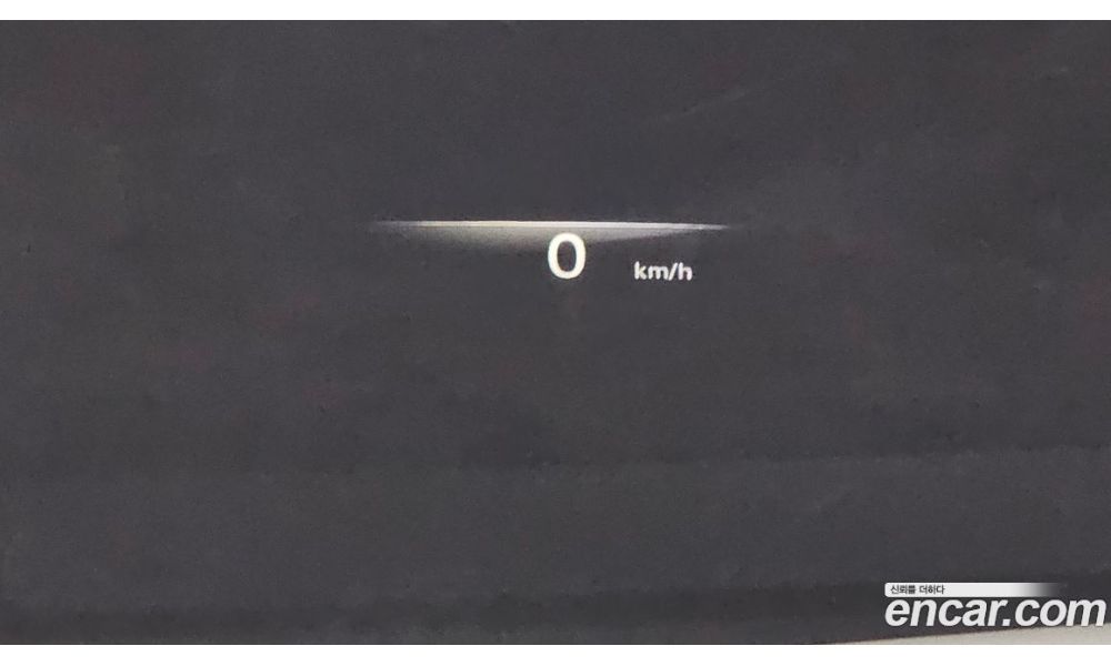 301184