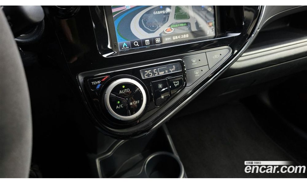 796835