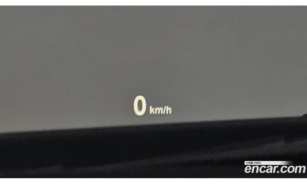 687605