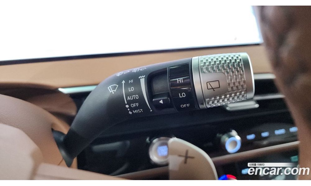 332657