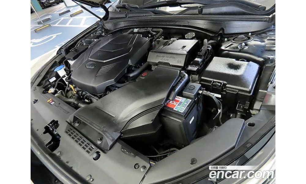 568074