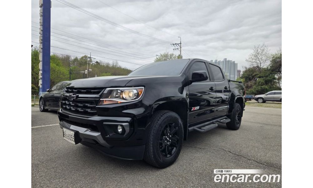 353118