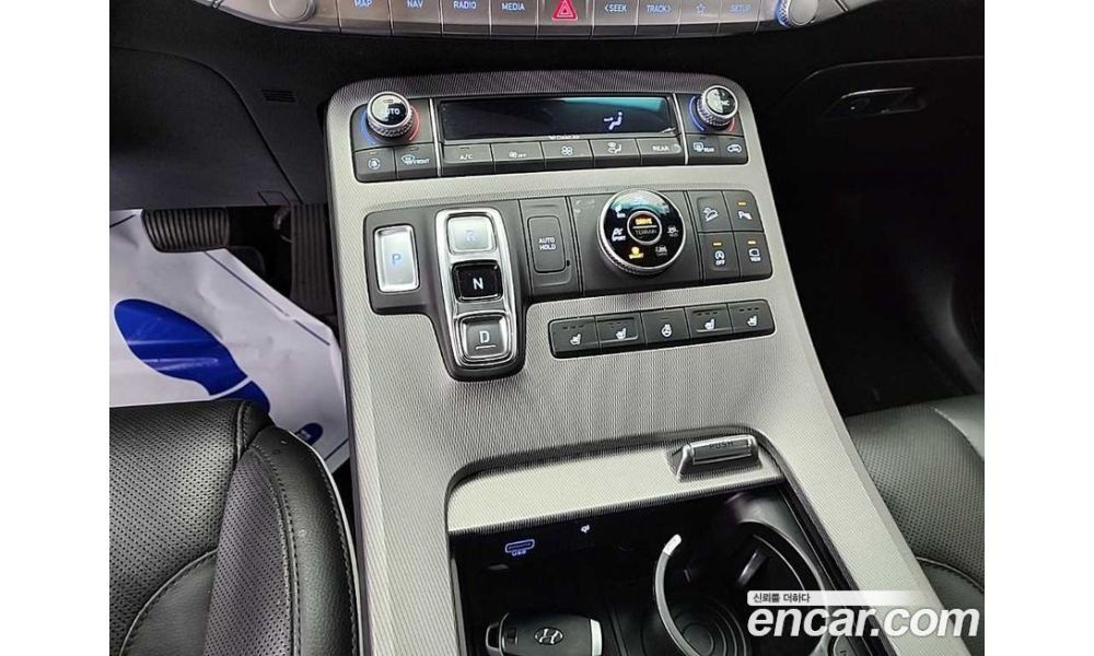 869364