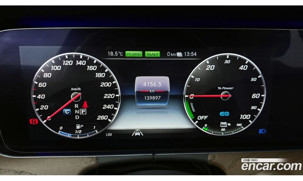 698078