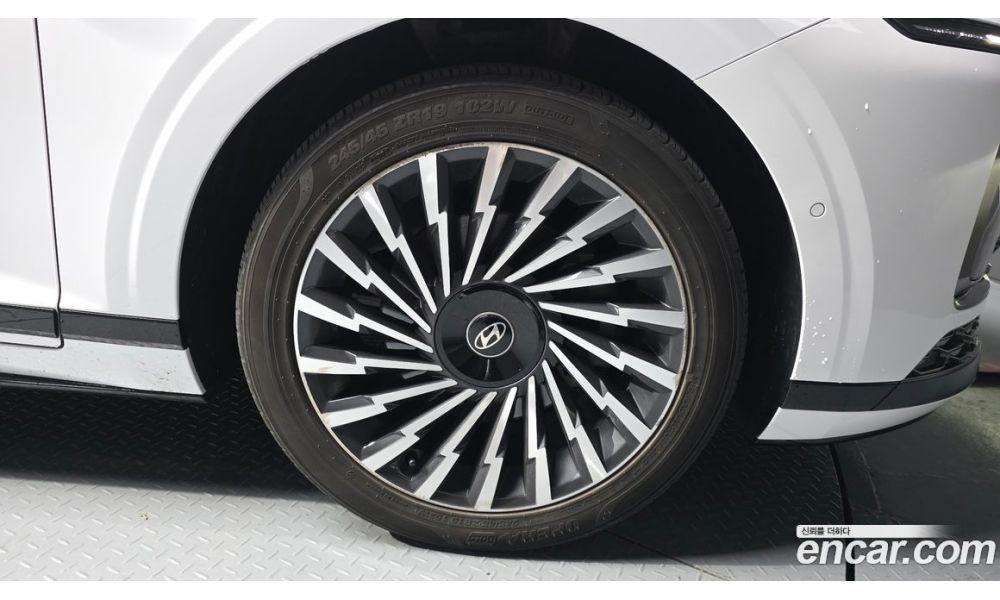559123