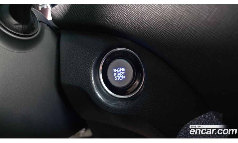 608423