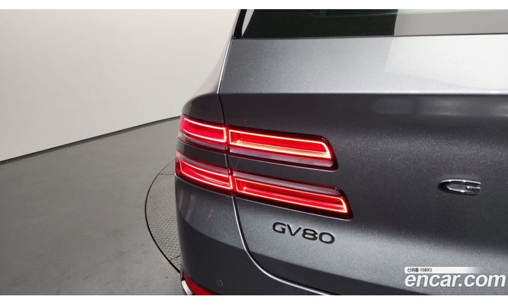 912355