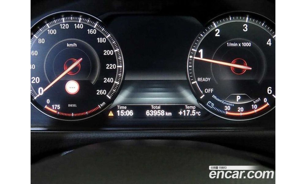 305694