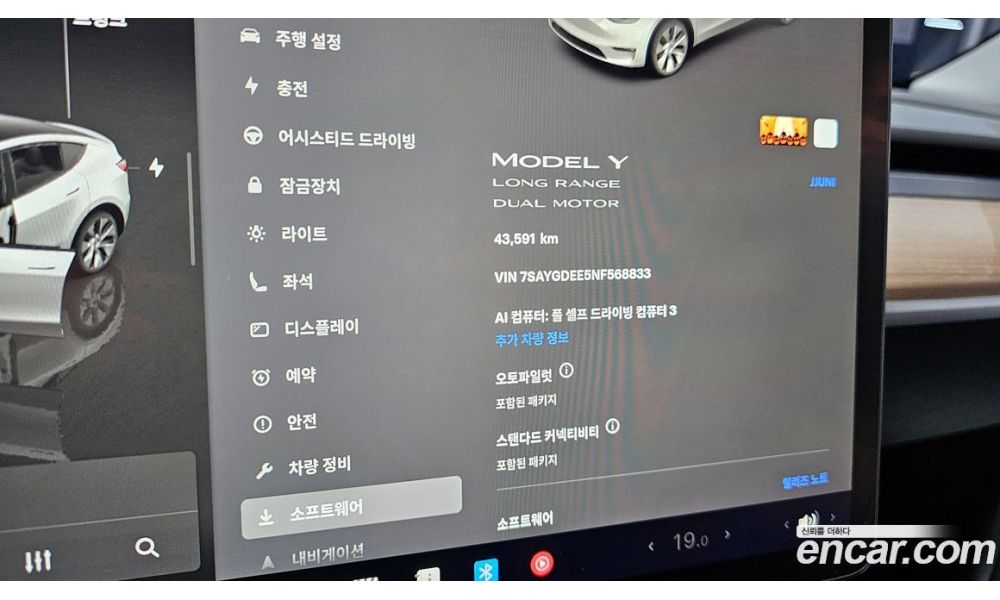 912176