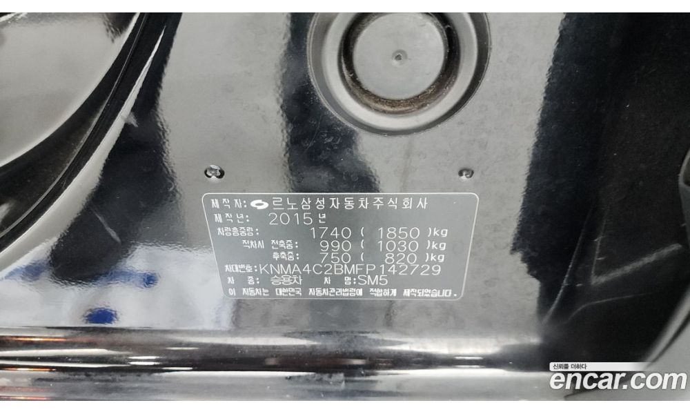 822507