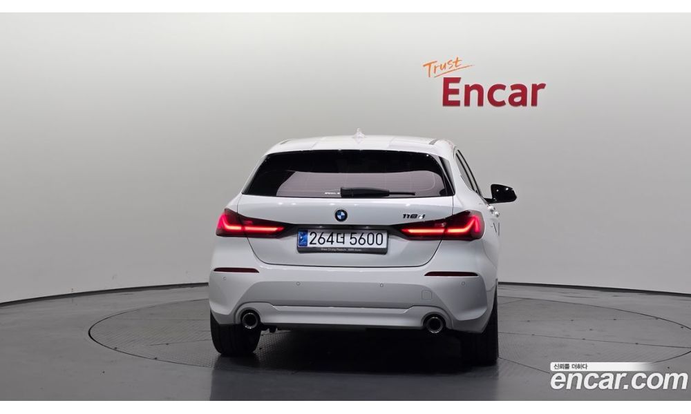 987715