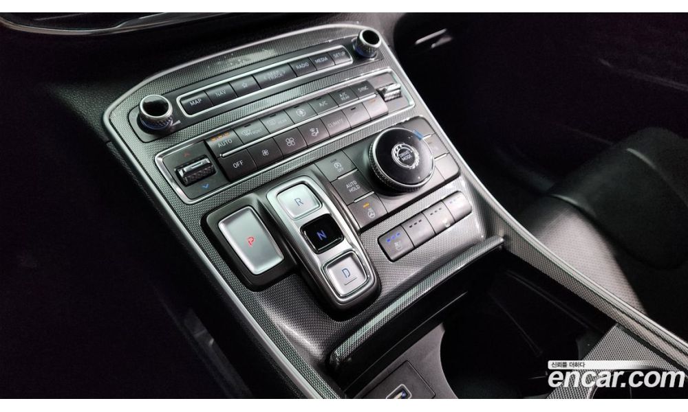 593223