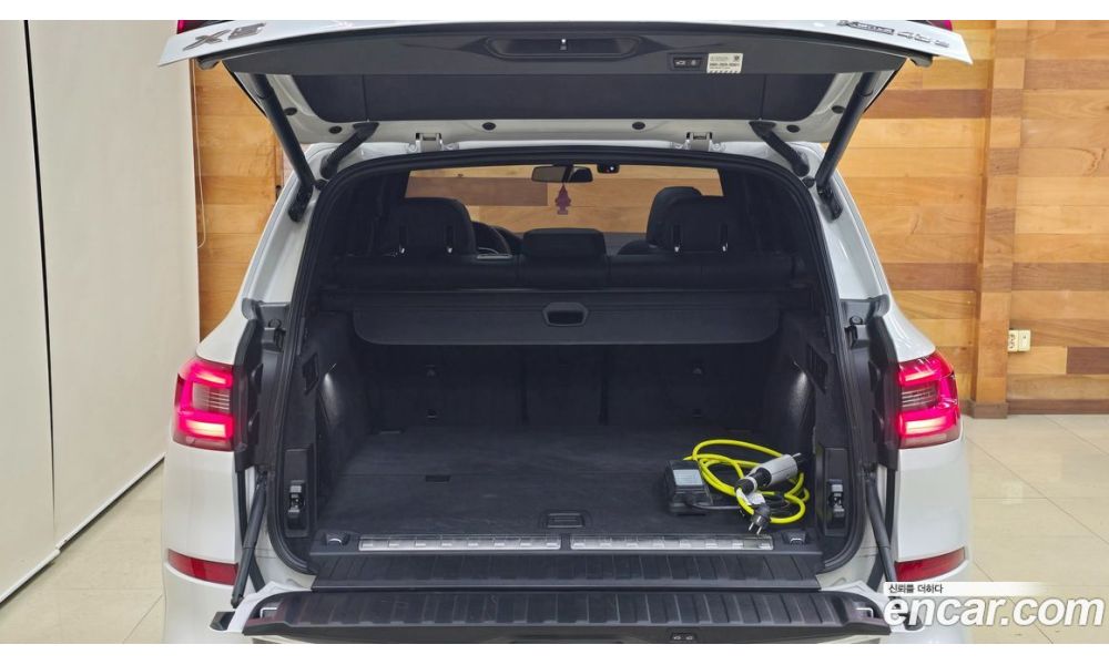 692296