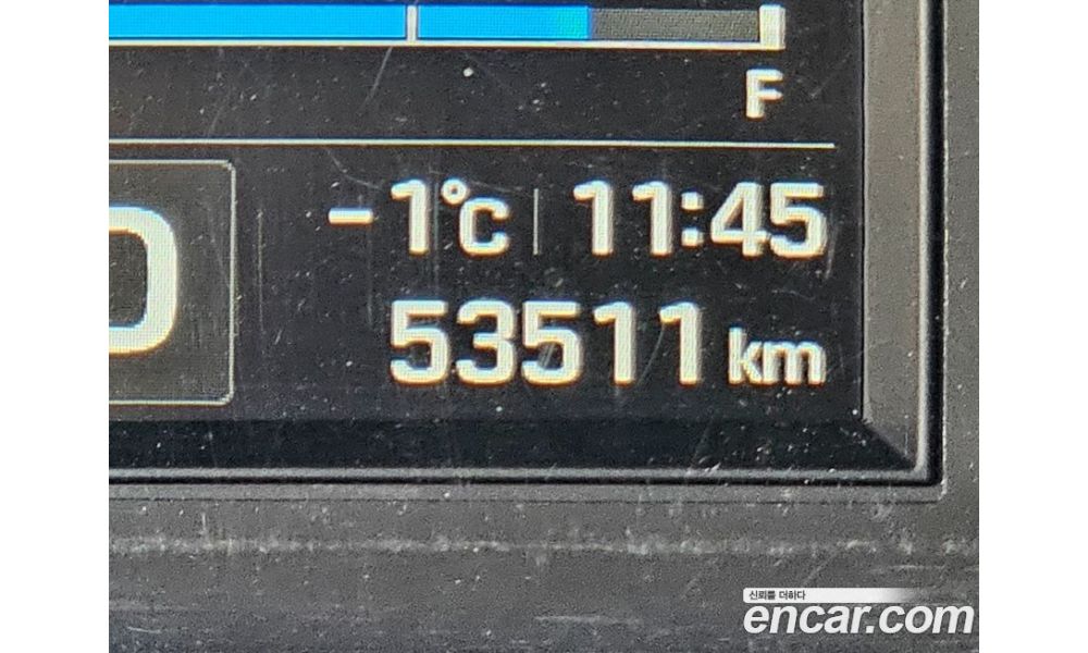 809235