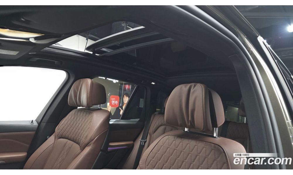 215300