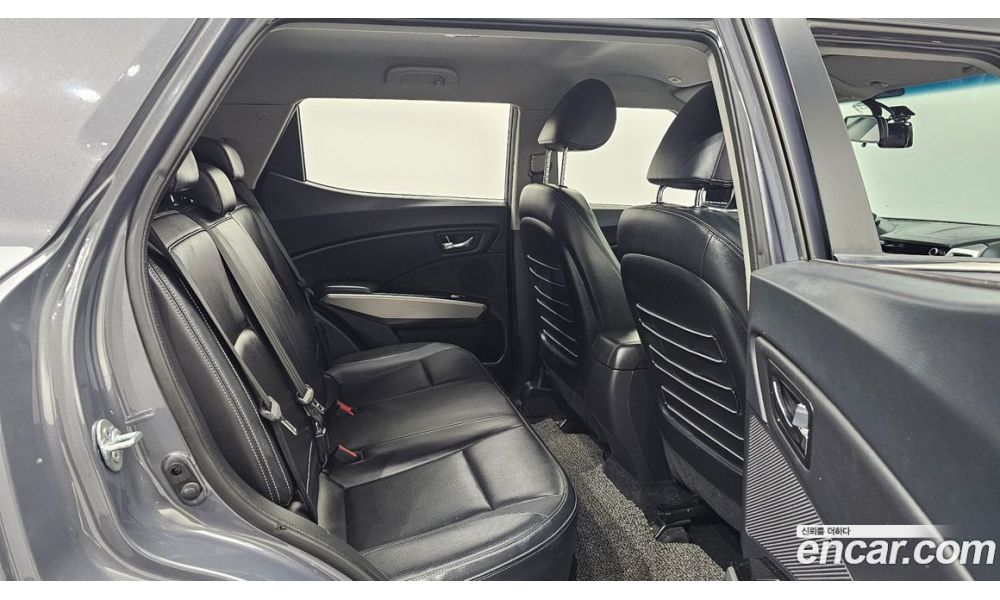 822763