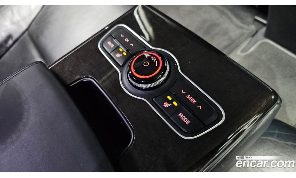 451892