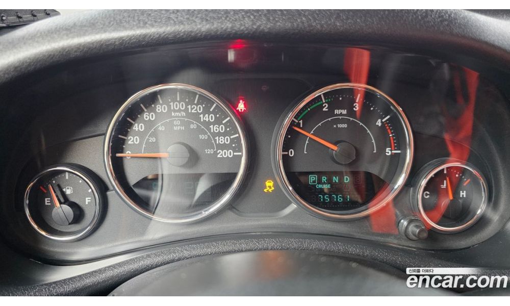 869397