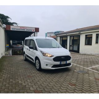 684382