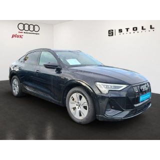 542696