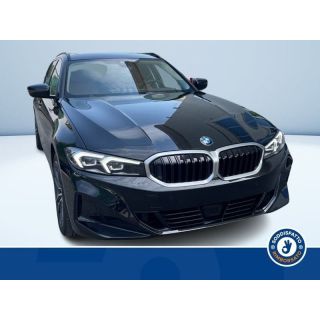 689841