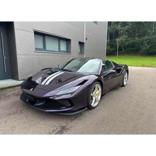 233082