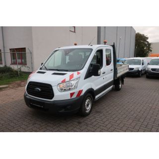 560300