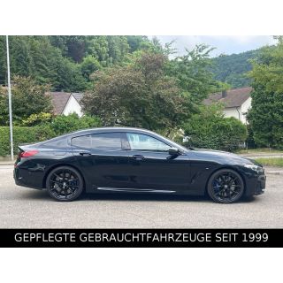 918330