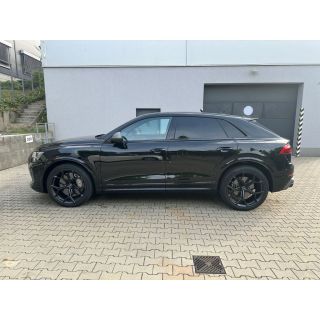 933628