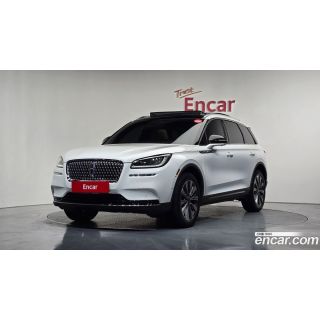 590702
