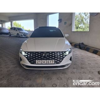 431563